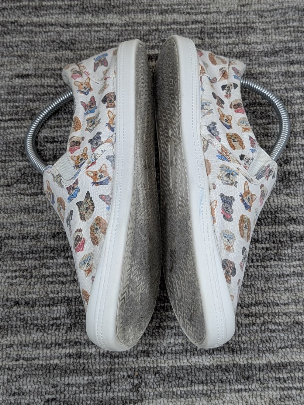 The Humane Society: Dog Slip ons - Size 9 - Picture 4 of 10